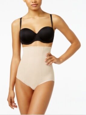 Miraclesuit Shapewear Extra Firm Shape with an Edge Hi-Waist Brief 2705 Women's